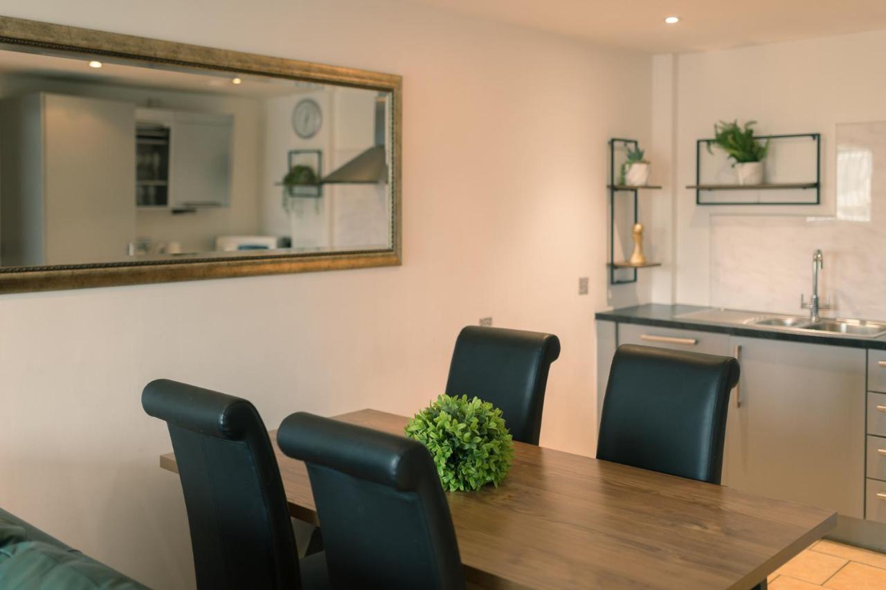 Sidemersey Livings- Convenient And Central 2-Bedroom Haven In L1 Liverpool Ngoại thất bức ảnh