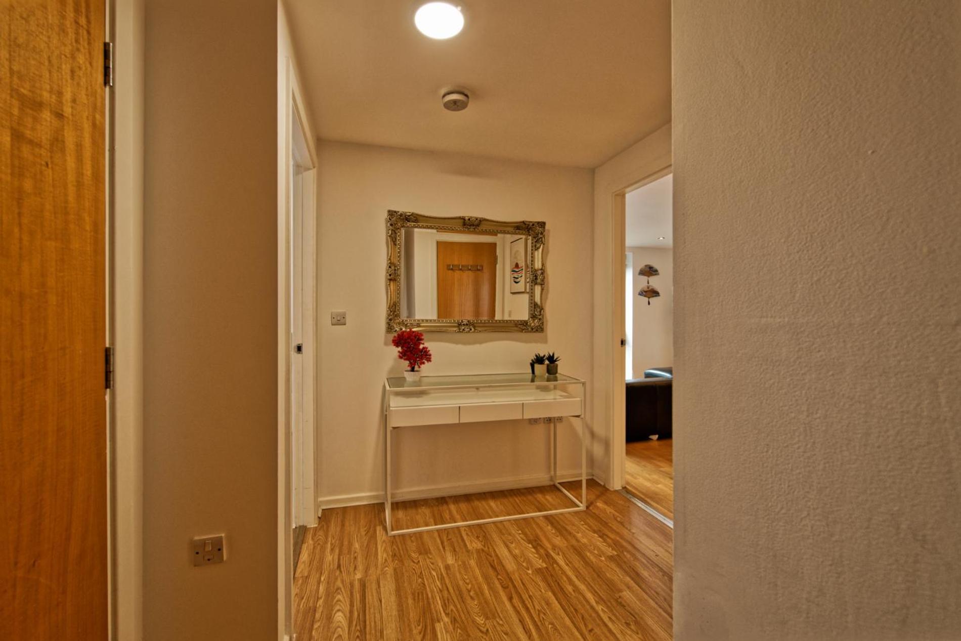 Sidemersey Livings- Convenient And Central 2-Bedroom Haven In L1 Liverpool Ngoại thất bức ảnh