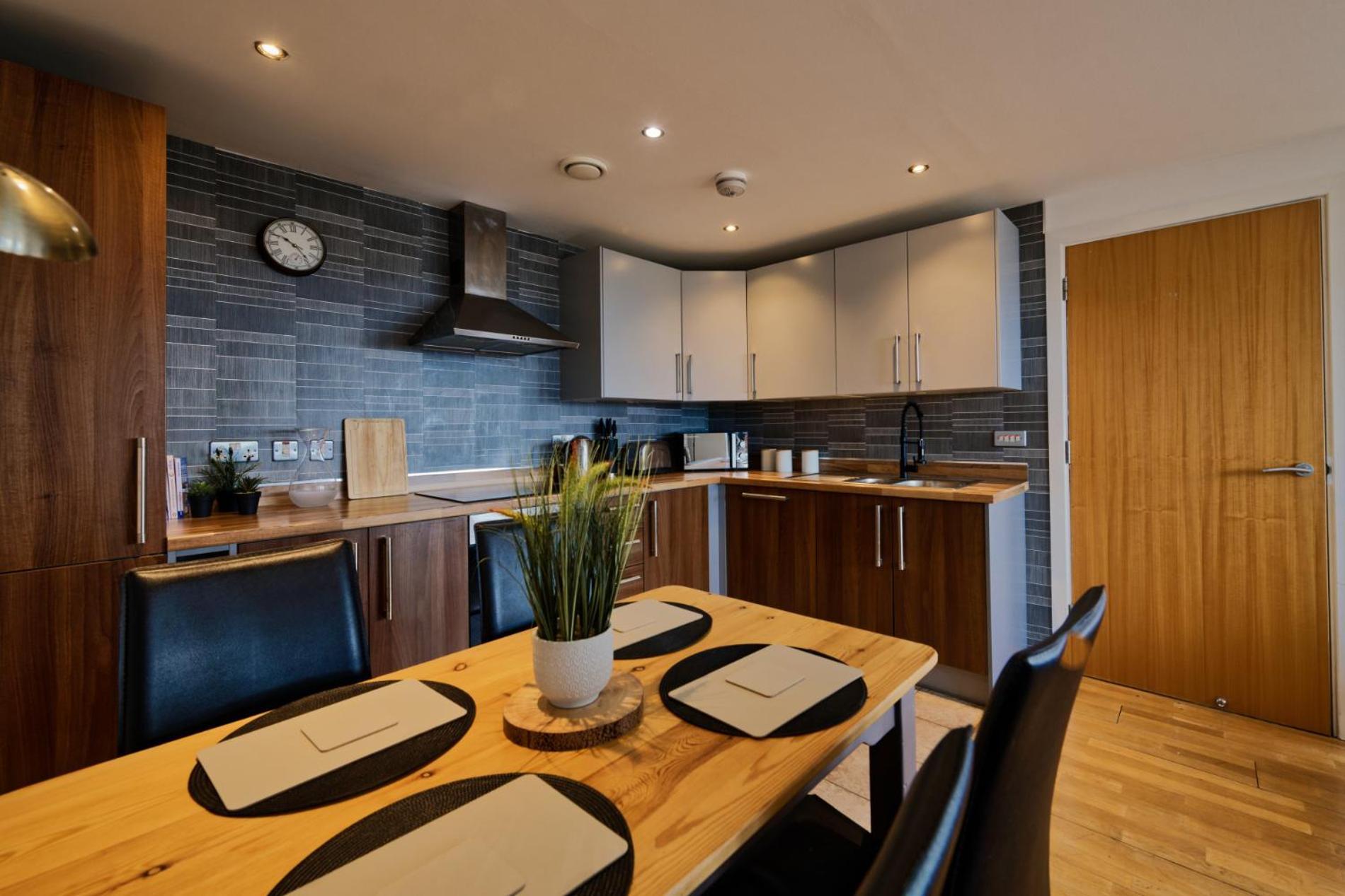 Sidemersey Livings- Convenient And Central 2-Bedroom Haven In L1 Liverpool Ngoại thất bức ảnh