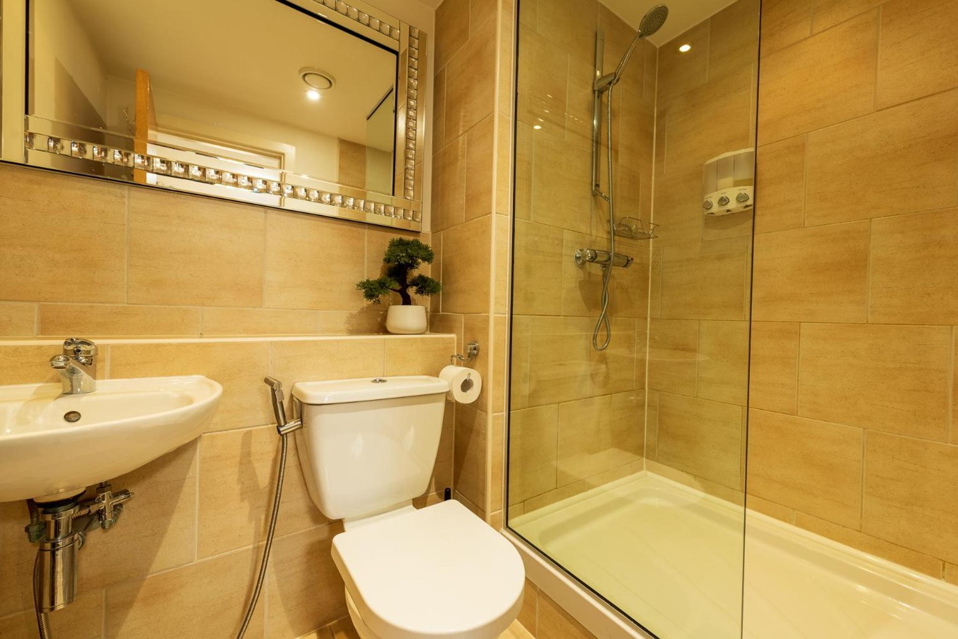 Sidemersey Livings- Convenient And Central 2-Bedroom Haven In L1 Liverpool Ngoại thất bức ảnh